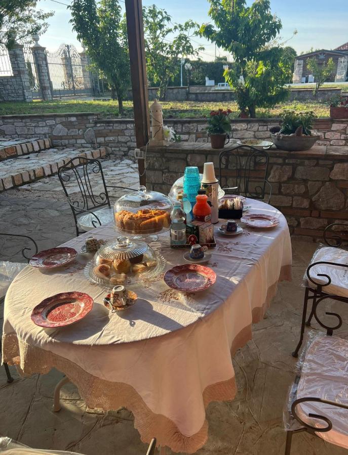 Truni Farm Country House Bisaccia Esterno foto